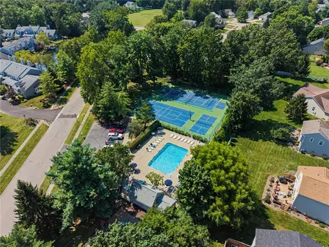 View/Area - 774 Stoneharbor Ln, Maineville, OH 45039 photo 3 of 4