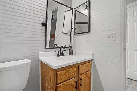 Bath - 774 Stoneharbor Ln, Maineville, OH 45039 photo 4 of 5