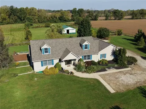 2262 Grieves Rd, Xenia, OH 45385