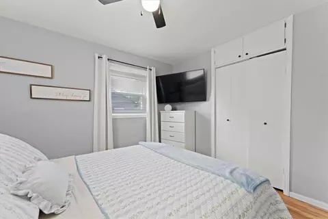 Bedroom - 125 E Doris Dr, Fairborn, OH 45324 photo 2 of 4