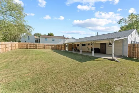 Exterior - 125 E Doris Dr, Fairborn, OH 45324 photo 10 of 10