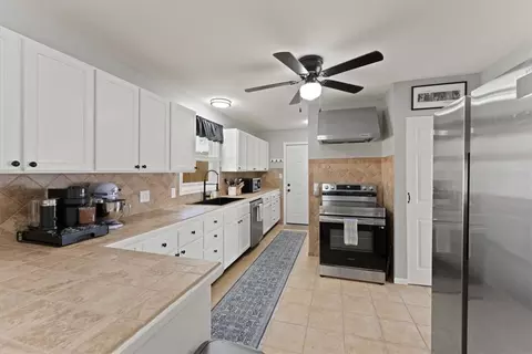 Kitchen - 125 E Doris Dr, Fairborn, OH 45324 photo 1 of 5