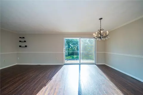 Living - 5845 Overbrooke Rd, Centerville, OH 45440 photo 5 of 12