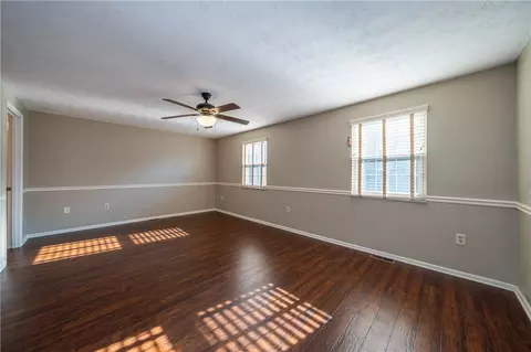 Living - 5845 Overbrooke Rd, Centerville, OH 45440 photo 12 of 12