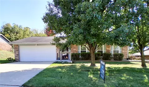 4966 Longford Rd, Huber Heights, OH 45424