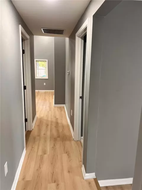 Entry Way - 1015 Hillcrest Ave, Springfield, OH 45504 photo 1 of 1