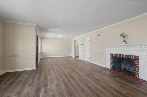 Living - 600 Cushing Ave, Kettering, OH 45429 photo 6 of 10
