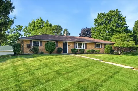 2630 Hazelbrook Dr, Dayton, OH 45414