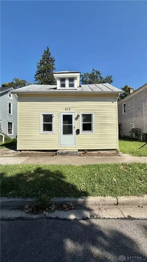412 S 2nd St, Miamisburg, OH 45342
