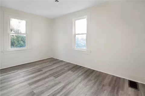 Bedroom - 1140 Croyden Dr, Kettering, OH 45420 photo 4 of 4