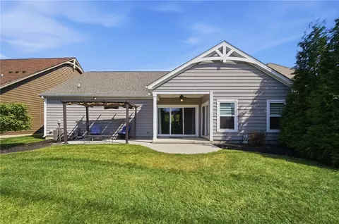 Exterior - 1379 Bourdeaux Way, Centerville, OH 45458 photo 7 of 10