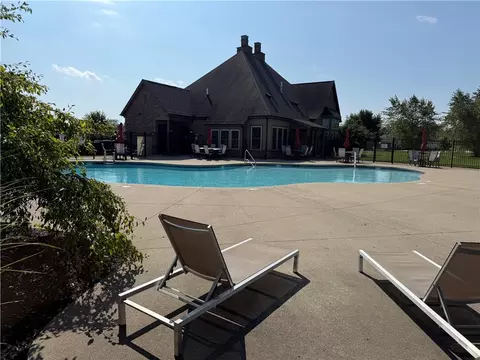 Exterior - 1379 Bourdeaux Way, Centerville, OH 45458 photo 9 of 10