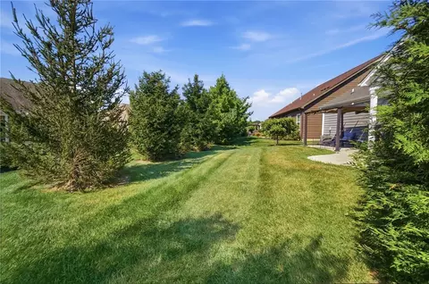 Exterior - 1379 Bourdeaux Way, Centerville, OH 45458 photo 6 of 10