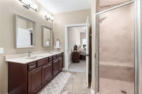 Bath - 1379 Bourdeaux Way, Centerville, OH 45458 photo 3 of 4
