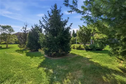 Exterior - 1379 Bourdeaux Way, Centerville, OH 45458 photo 4 of 10