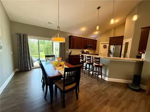 1379 Bourdeaux Way, Centerville, OH 45458 photo 4