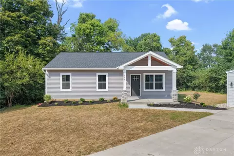 Exterior - 988 Crab Tree Ct, Morrow, OH 45152 photo 4 of 12