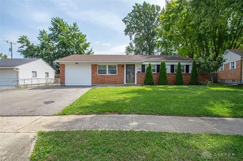 1482 Cobblestone St, Dayton, OH 45432