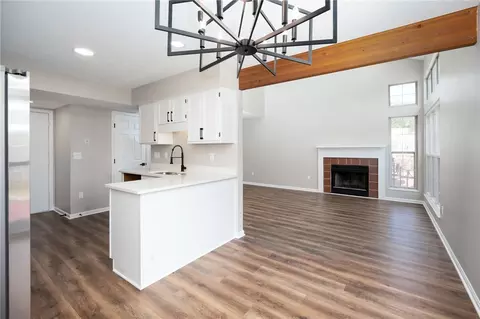Living - 167 Queens Xing, Centerville, OH 45458 photo 3 of 4