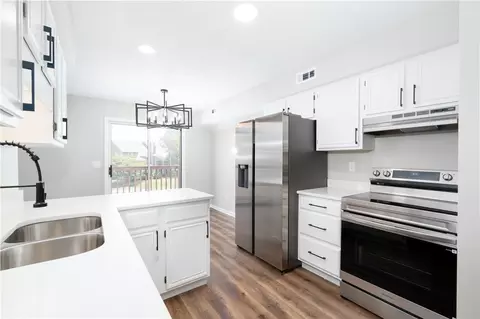 Kitchen - 167 Queens Xing, Centerville, OH 45458 photo 3 of 3