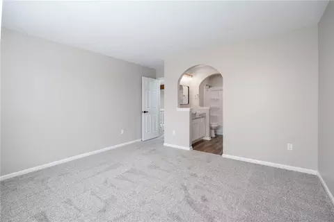 Bedroom - 167 Queens Xing, Centerville, OH 45458 photo 2 of 4