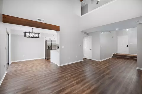 Living - 167 Queens Xing, Centerville, OH 45458 photo 2 of 4