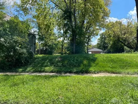 108 Cambridge Ave, Dayton, OH 45406