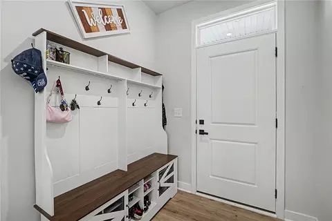 Entry Way - 1071 Brooke Ln, Xenia, OH 45385 photo 1 of 7