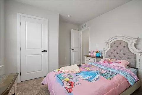Bedroom - 1071 Brooke Ln, Xenia, OH 45385 photo 7 of 8