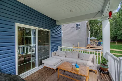 Exterior - 1071 Brooke Ln, Xenia, OH 45385 photo 7 of 10