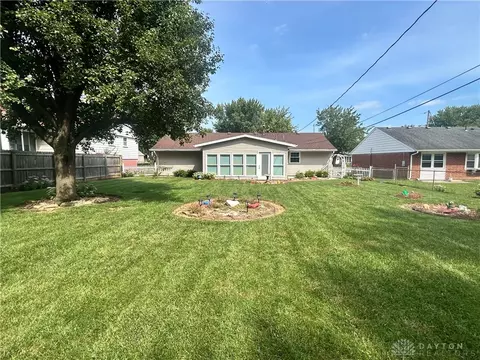Exterior - 6821 Ginger Ave, Enon, OH 45323 photo 11 of 15
