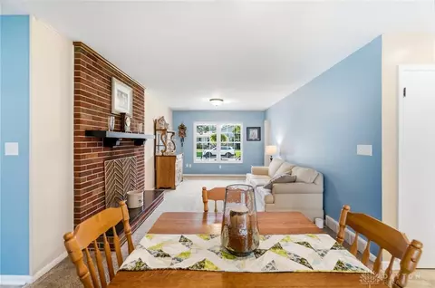 Dining - 97 Mimosa Dr, Centerville, OH 45459 photo 5 of 5