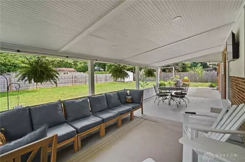 Exterior - 97 Mimosa Dr, Centerville, OH 45459 photo 7 of 15