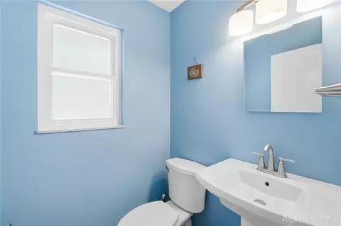 Bath - 97 Mimosa Dr, Centerville, OH 45459 photo 1 of 6