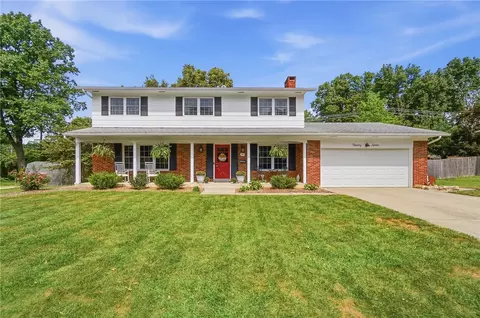 Exterior - 97 Mimosa Dr, Centerville, OH 45459 photo 2 of 15