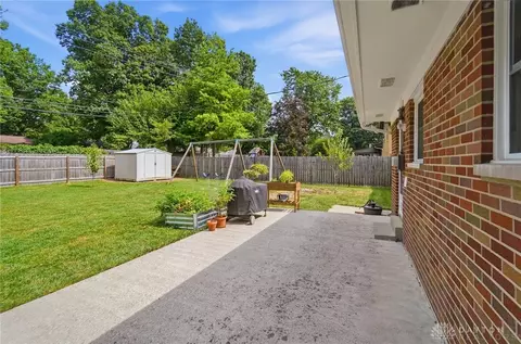 Exterior - 97 Mimosa Dr, Centerville, OH 45459 photo 9 of 15