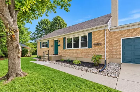 1956 Elaina Dr, Springfield, OH 45503 photo 3
