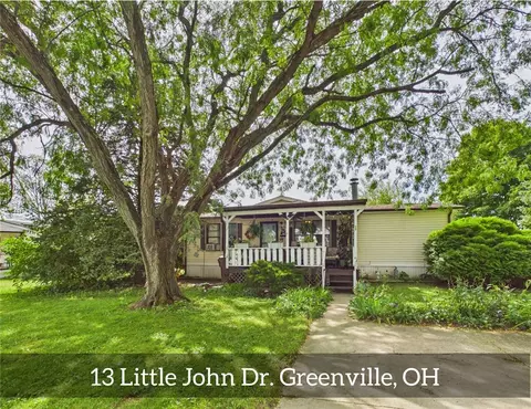 13 Little John Dr, Greenville, OH 45331