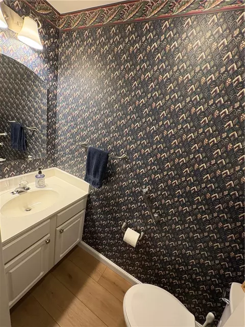 Bath - 2308 Wrenside Ln, Kettering, OH 45440 photo 1 of 4