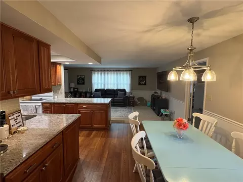 Kitchen - 2308 Wrenside Ln, Kettering, OH 45440 photo 7 of 7