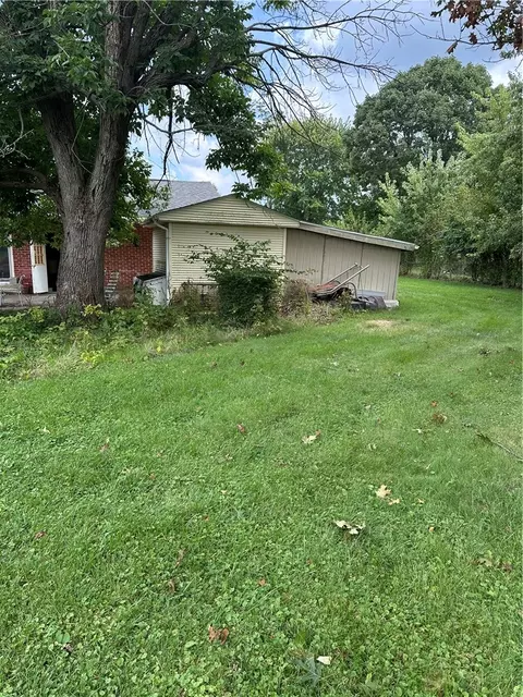 Exterior - 8815 Yankee St, Centerville, OH 45458 photo 6 of 7