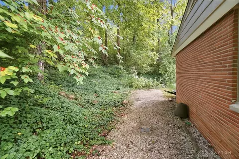 Exterior - 751 Laurelwood Rd, Kettering, OH 45419 photo 10 of 15