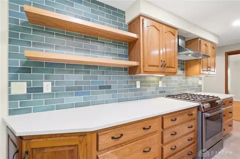 Kitchen - 751 Laurelwood Rd, Kettering, OH 45419 photo 5 of 9