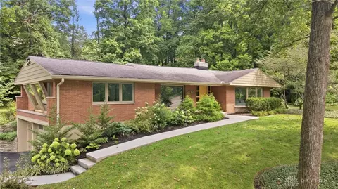 Exterior - 751 Laurelwood Rd, Kettering, OH 45419 photo 2 of 15