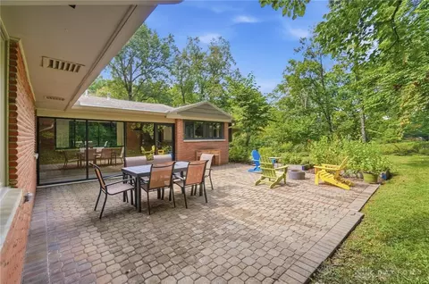 Exterior - 751 Laurelwood Rd, Kettering, OH 45419 photo 8 of 15