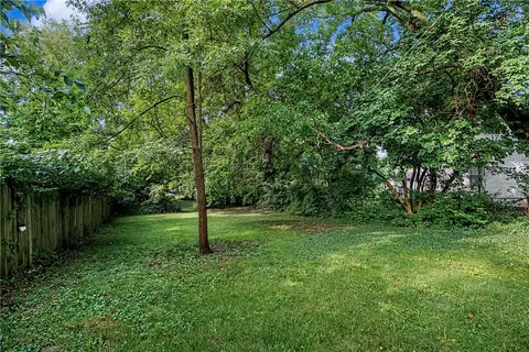 Exterior - 2629 Berger Ave, Springfield, OH 45503 photo 3 of 8