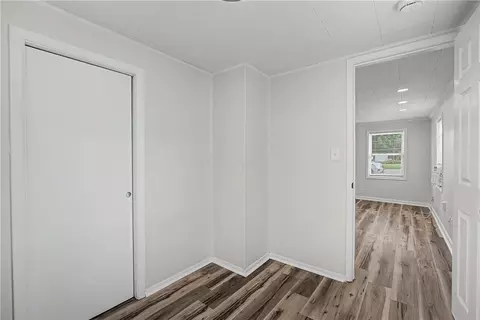 Entry Way - 2629 Berger Ave, Springfield, OH 45503 photo 2 of 2