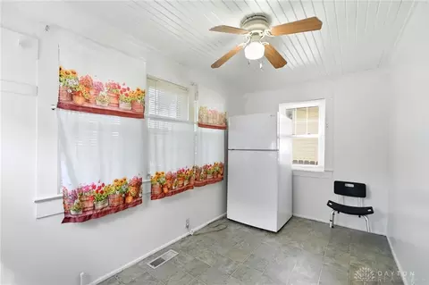 Kitchen - 719 N Belmont Ave, Springfield, OH 45503 photo 4 of 4