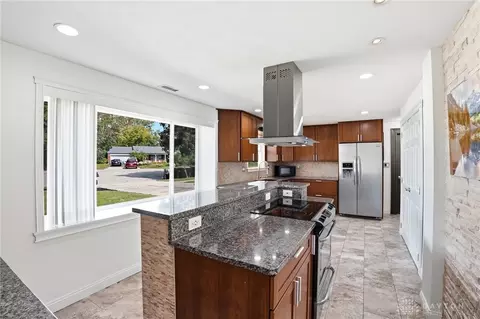 Kitchen - 3524 Ascot Ct, Kettering, OH 45429 photo 1 of 5