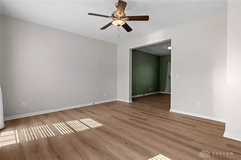 Living - 53 Meadows Dr, Springboro, OH 45066 photo 2 of 8